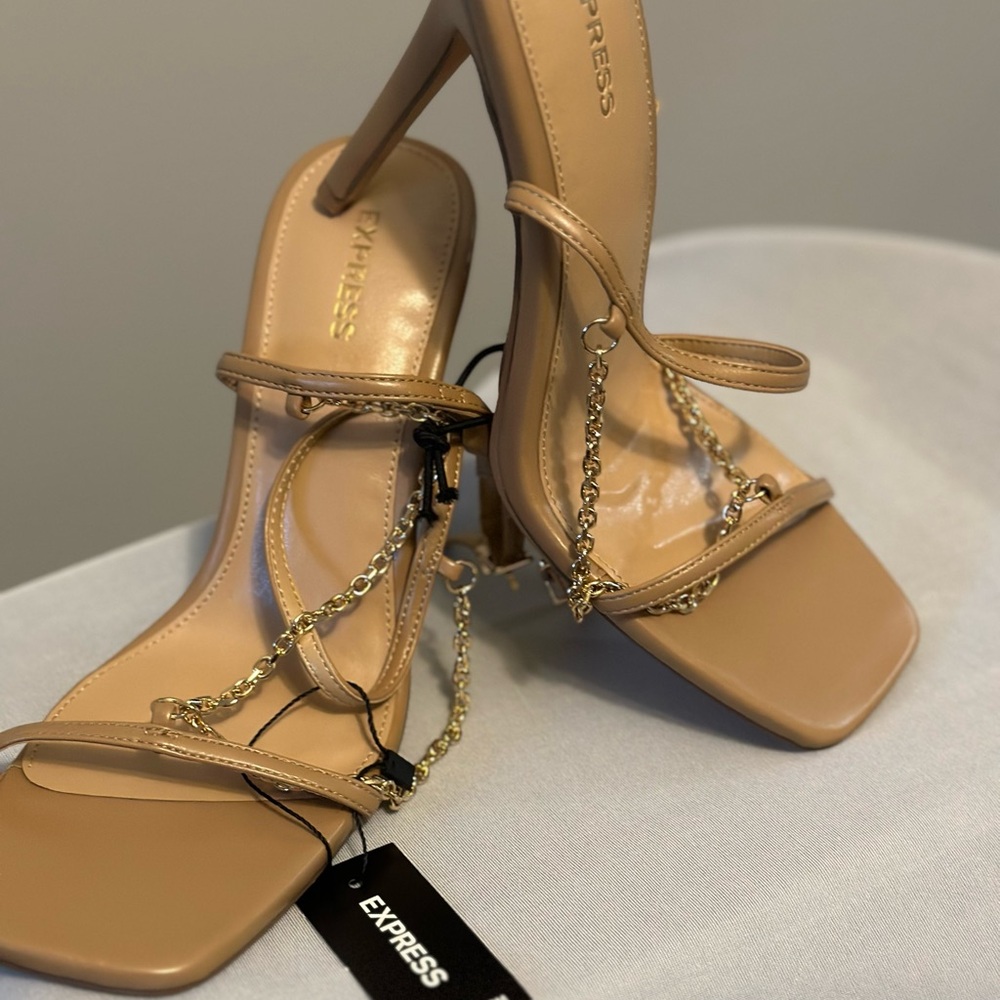 Express Heels